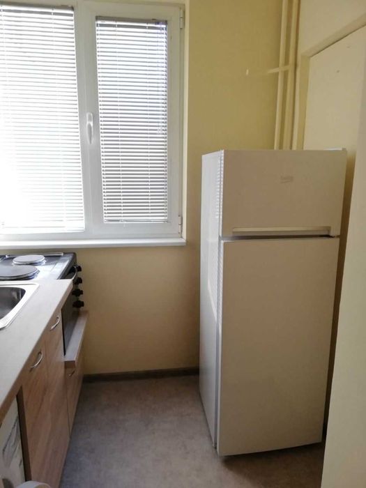 Дава се под наем Едностаен апартамент в Пловдив, Кършияка - 45 кв.м за 225 € - Снимка #11