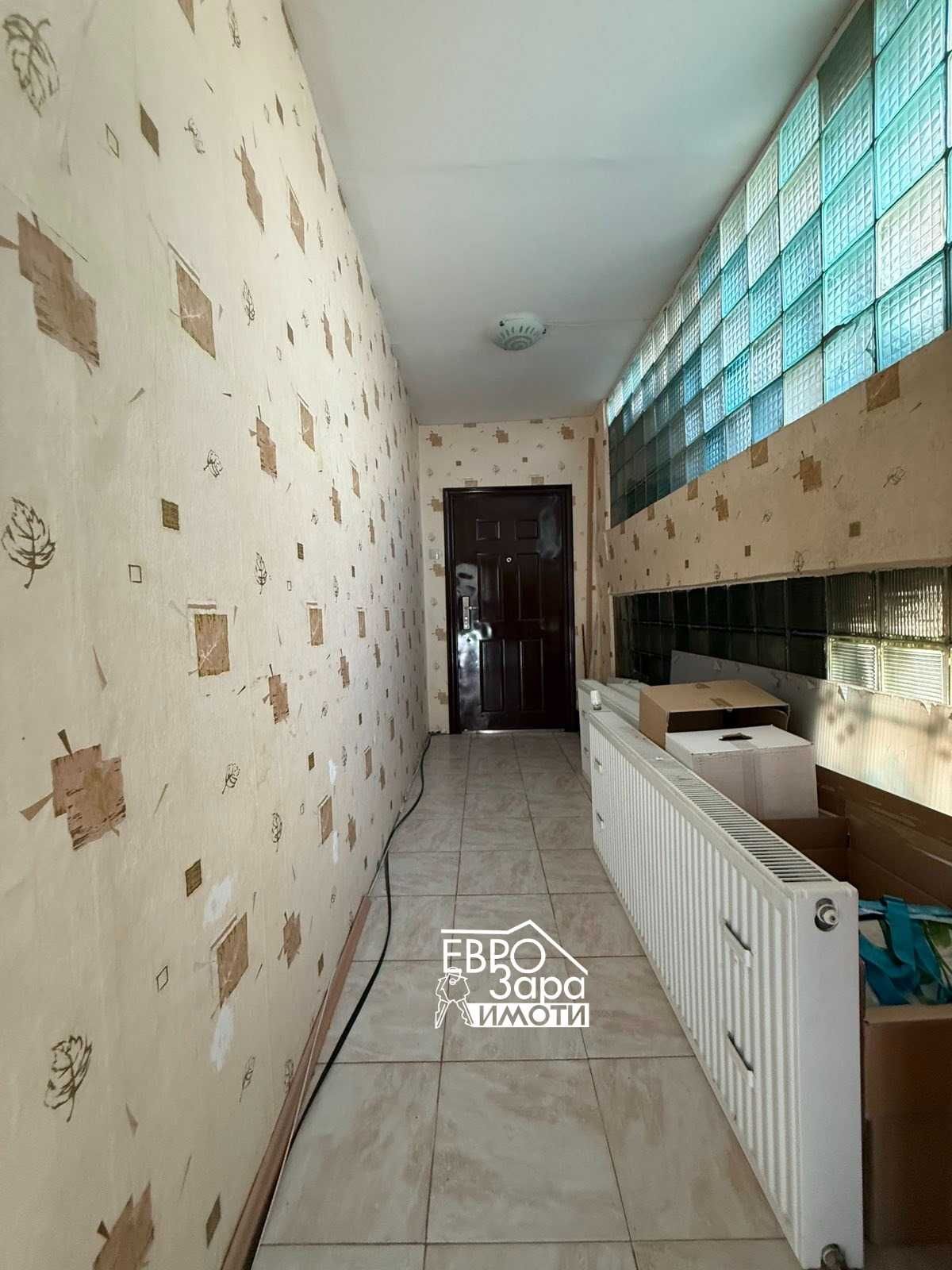 Тристаен апартамент за продажба в кв.Самара 1