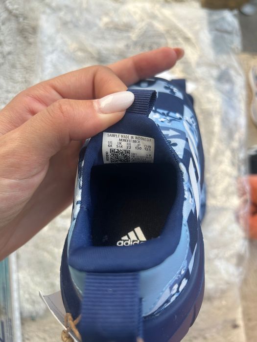 Нови детски обувки Adidas размер 22