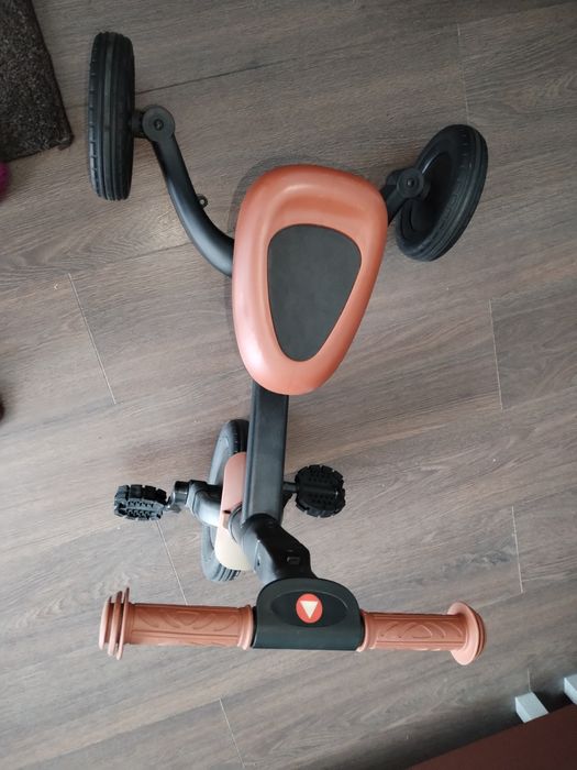 De vânzare, motor și tricicleta