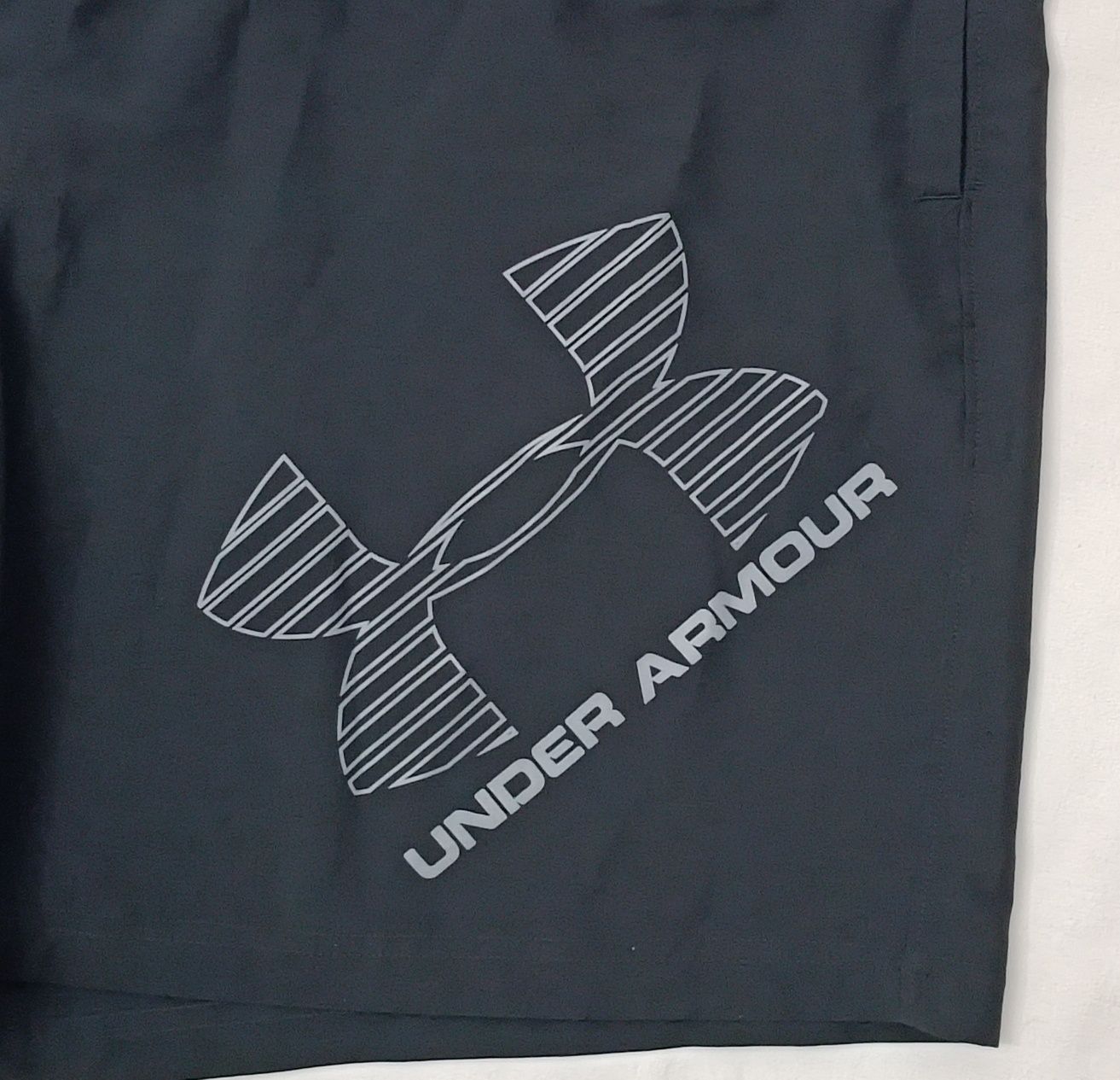 Under Armour UA Shorts оригинални гащета XL спорт шорти фитнес