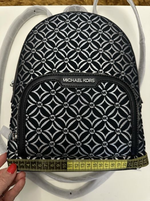 Ghiozdan Michael Kors NOU primit cadou