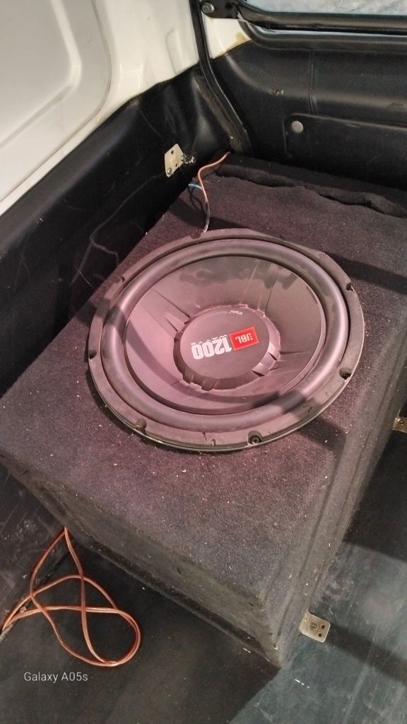 Jbl bufer usilitel 4ta kanali  camplekt