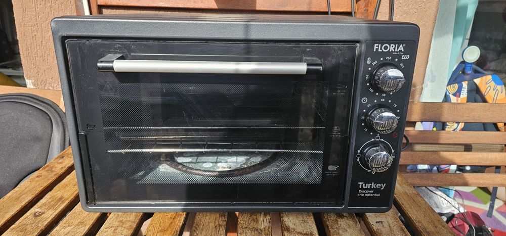 Cuptor electric Floria-2898, capacitate 38 Litri, Putere 1500W,