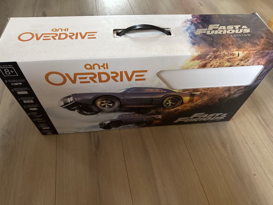 Anki Overdrive-смарт състезатезателна писта с коли
