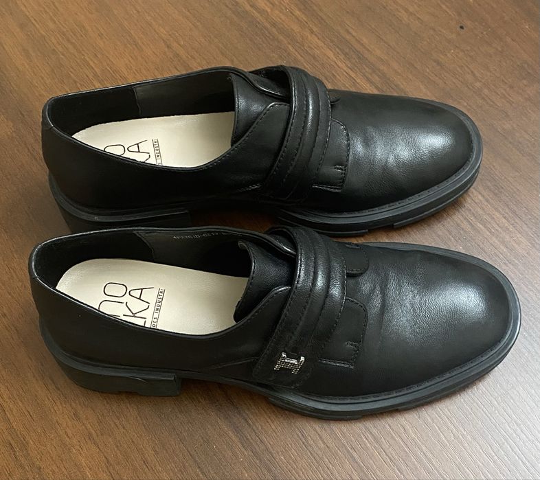 Туфли женские, черные, размер 36, состояние отличное