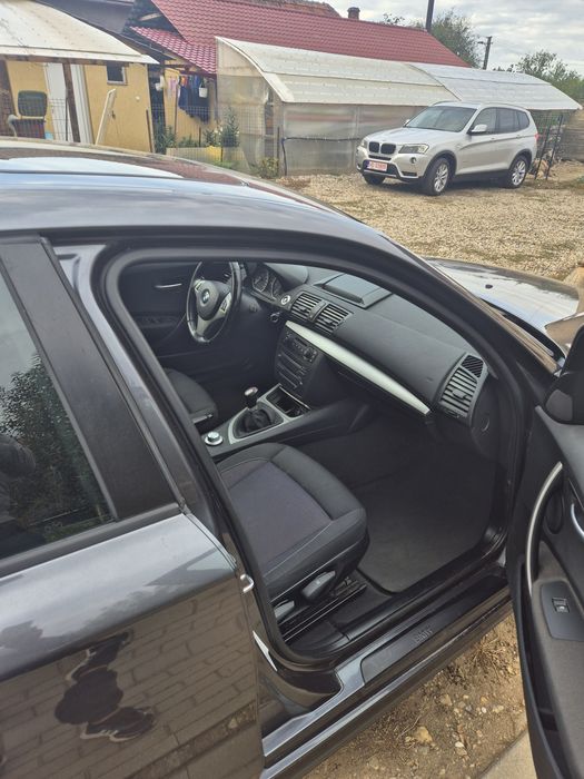 Bmw 120d manuala