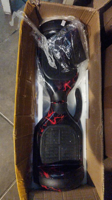 А связи с ликвидацией склада распродажа  товаров. Гироскутер