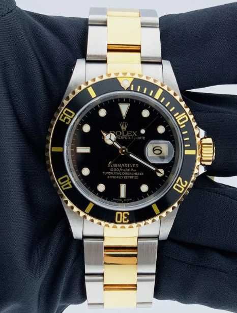 Rolex Submariner Date 40mm  Steel / Gold (aur / otel)