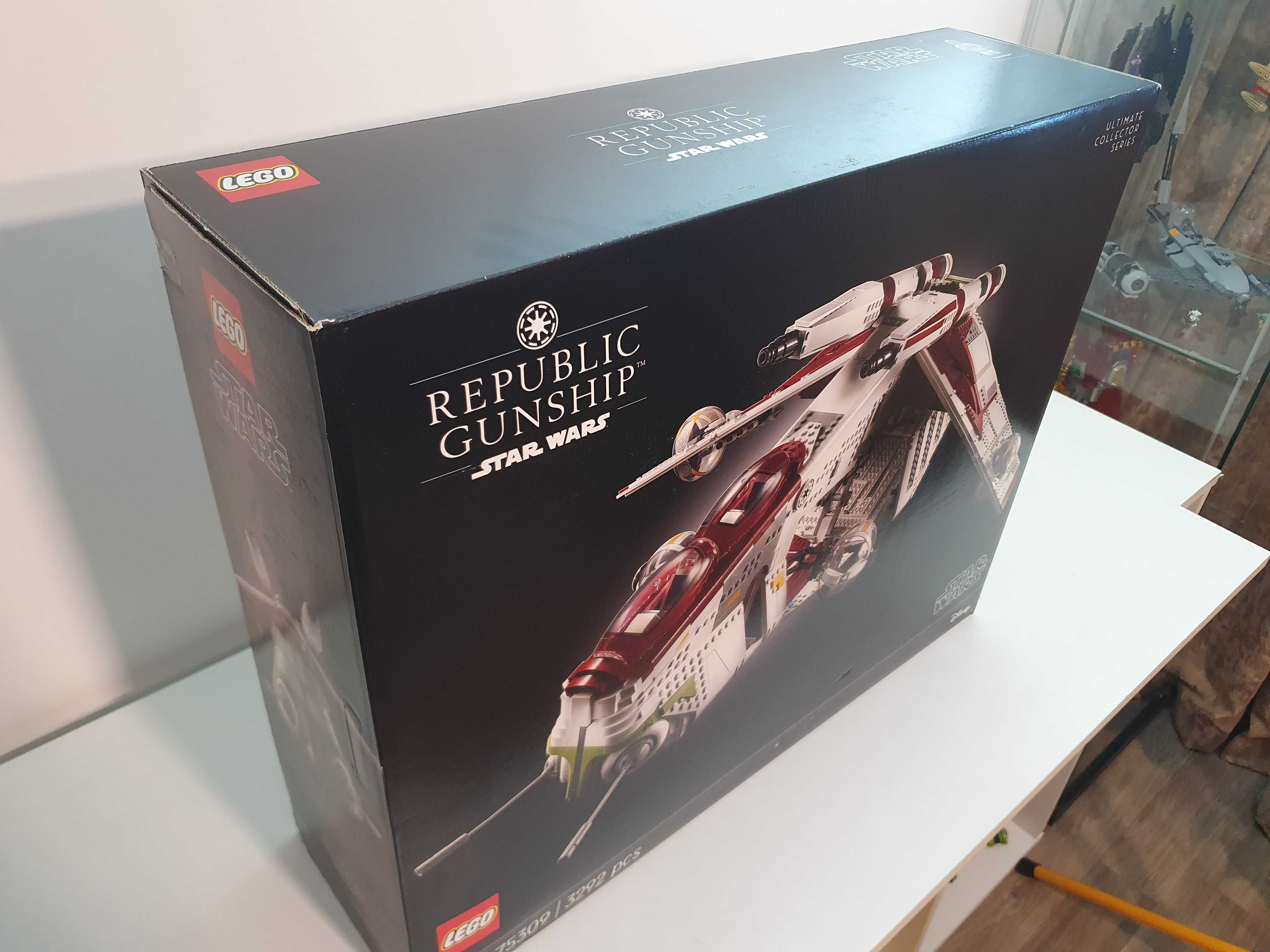 LEGO Star Wars Republic Gunship 75309 | 3292 piese | Sigilat