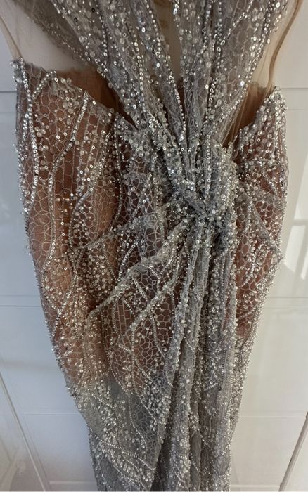 Абитуриентска рокля