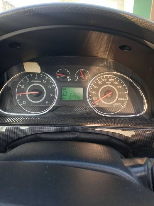 Lasetti jentra krasska toza bir qo'l moshina