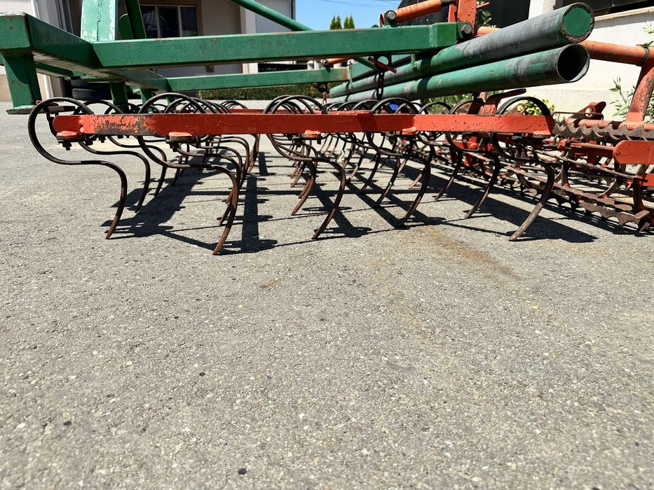 Scarificat Combinator 2,8 metri cultivator scarificator cu 2 tavalugi