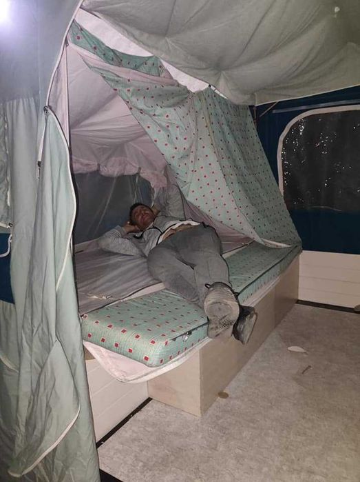 Vând remorcă cort Trigano