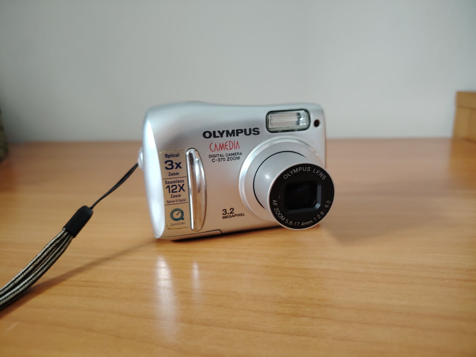 Фотоапарат Olympus C-370