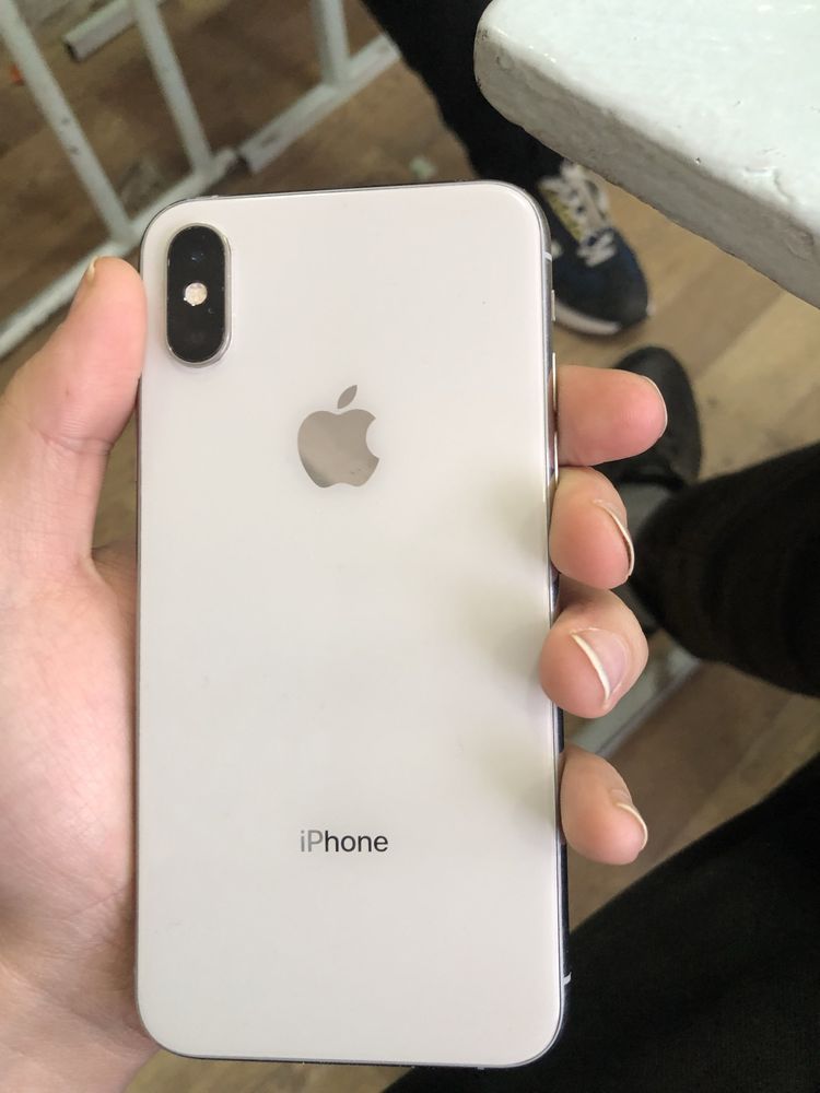 Iphone xs obmen bor