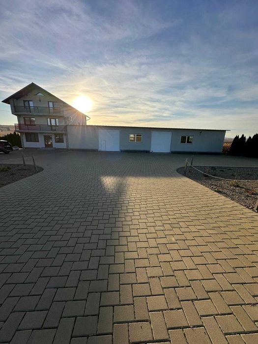 Hala si birouri 568,77 mp de inchiriat Cumparatura Suceava