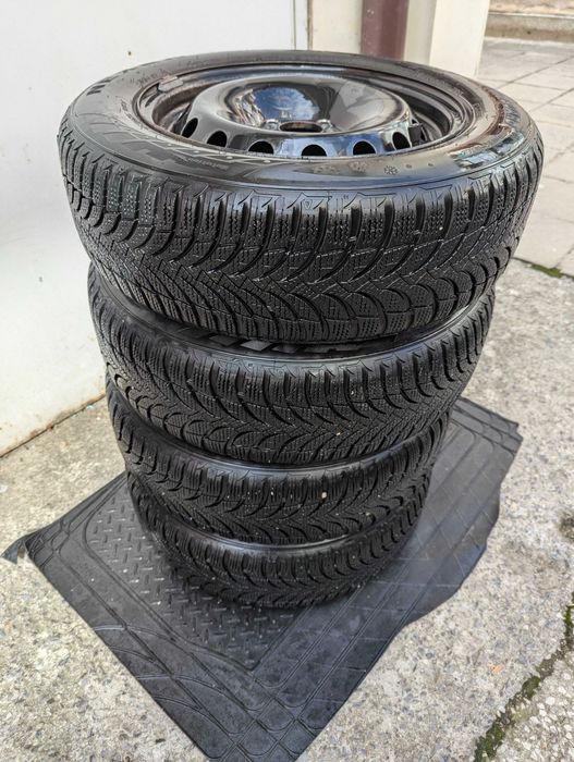 Джанти + Зимни гуми Nexen Fiat Grande Punto, Opel Corsa и др.