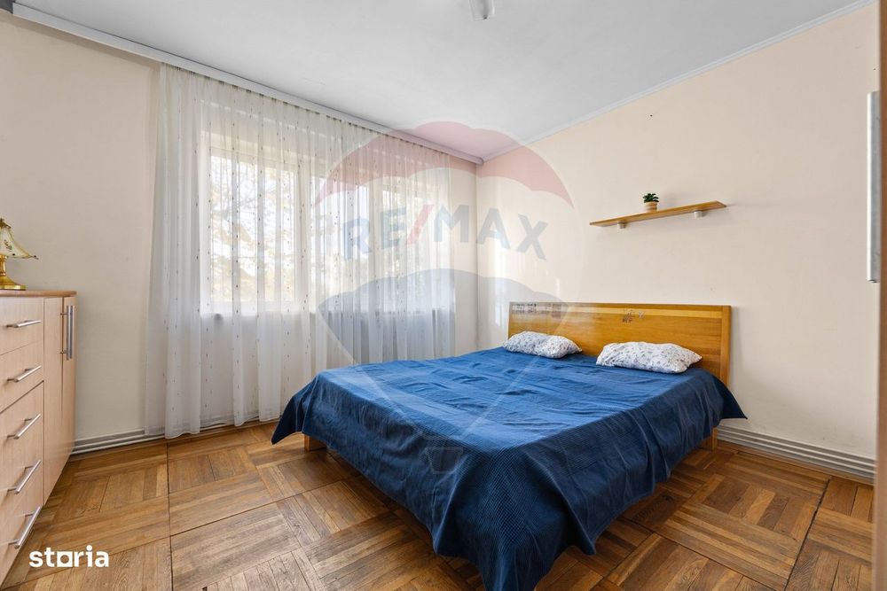 Apartament cu 3 camere de închiriat - zona Podgoria