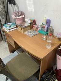 Письменный стол деревянный