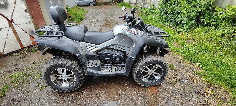 CF Moto X8 800 cm³