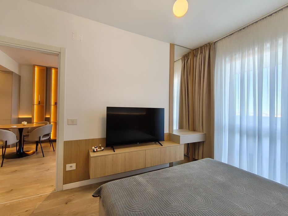 Prima chirie!!! Prima Arena