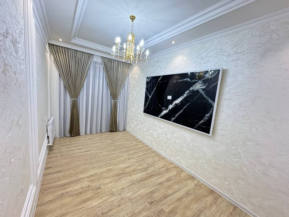 Продается 2 ком. Квартира на 10 этаже площадью 40 кв.м. В Микрорайоне