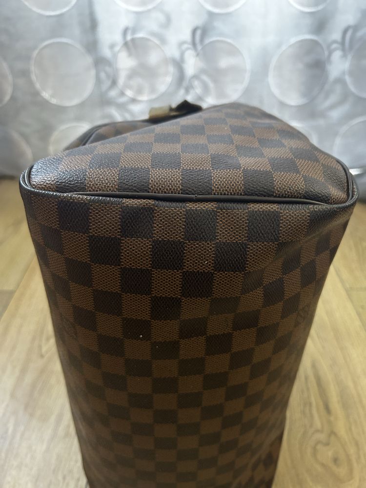 Geanta Louis Vuitton speedy Damier 35