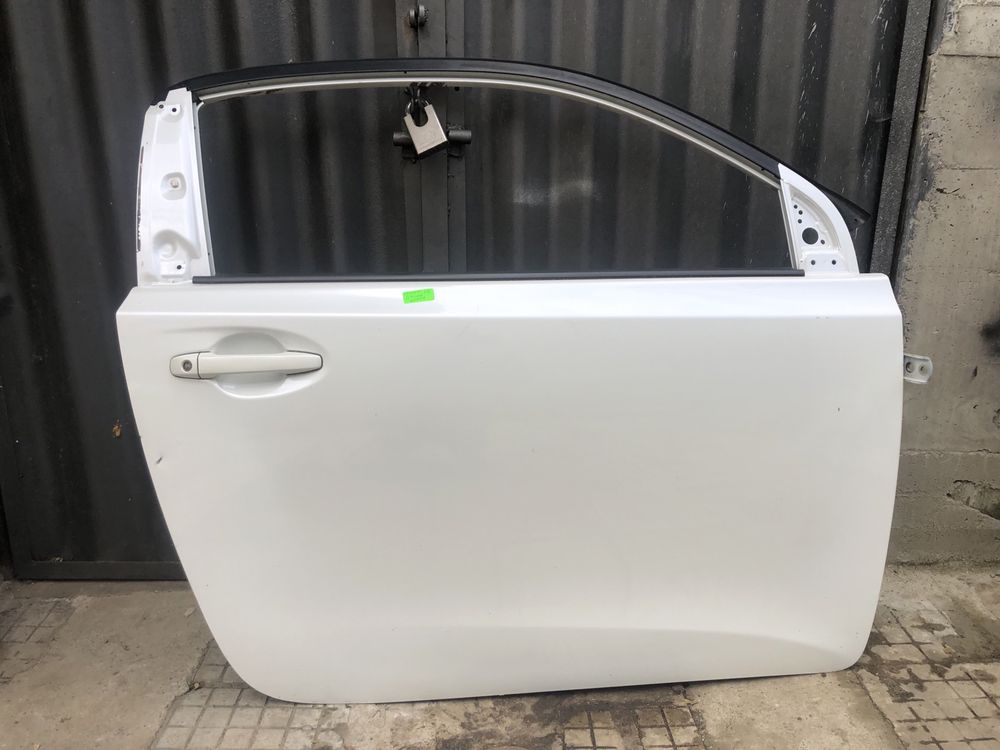 Дясна врата за Тойота/Toyota IQ 2009г