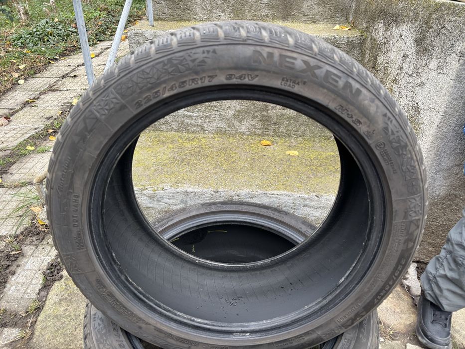 Зимни гуми Nexen 225/45/17