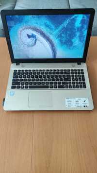 Лаптоп 15" Asus X541U i3, 240gb SSD, 1TB HDD, 4gb ram