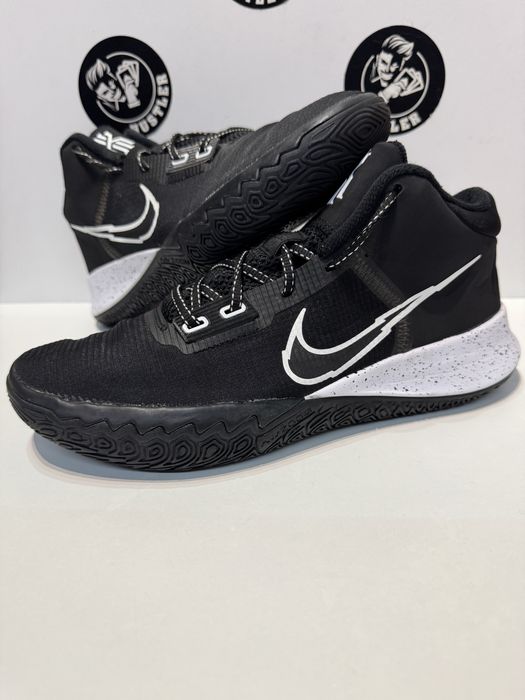 Маратонки NIKE KYRIE FLYTRAP .Номер 43