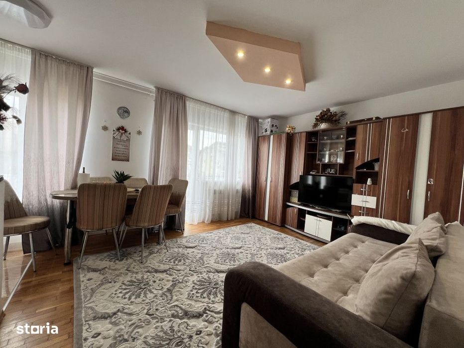 Apartament de 2 camere, 42 mp, 2 balcoane, str Stejarului