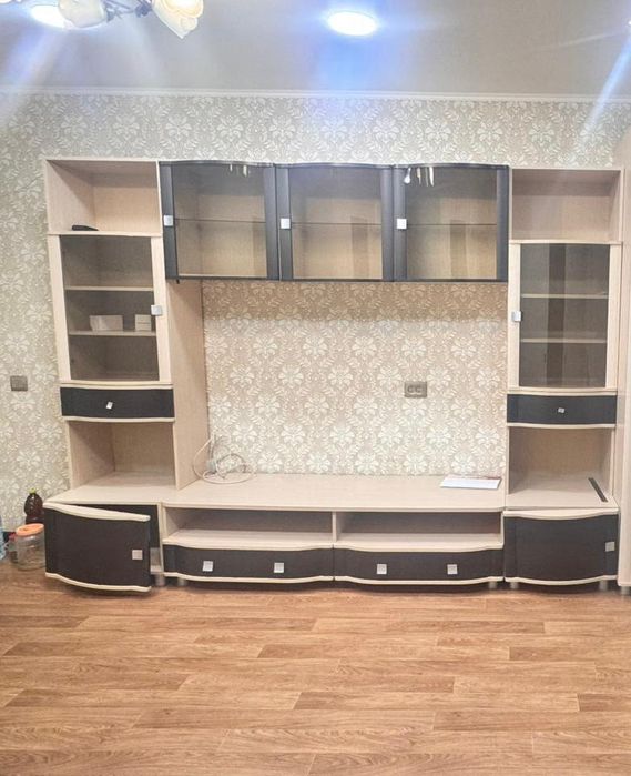 Подаётся шкаф  хорошем качестве