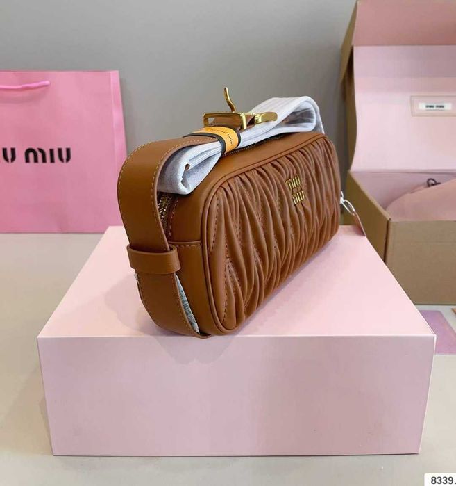 Geanta de mana dama Miu Miu 260314