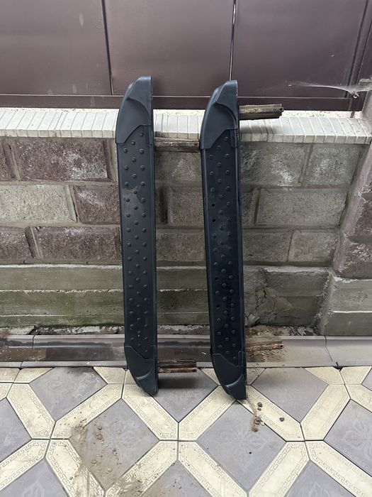 Продам пороги на ниву