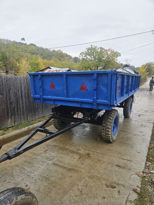 Remorcă 5T RM7 în stare foarte bună