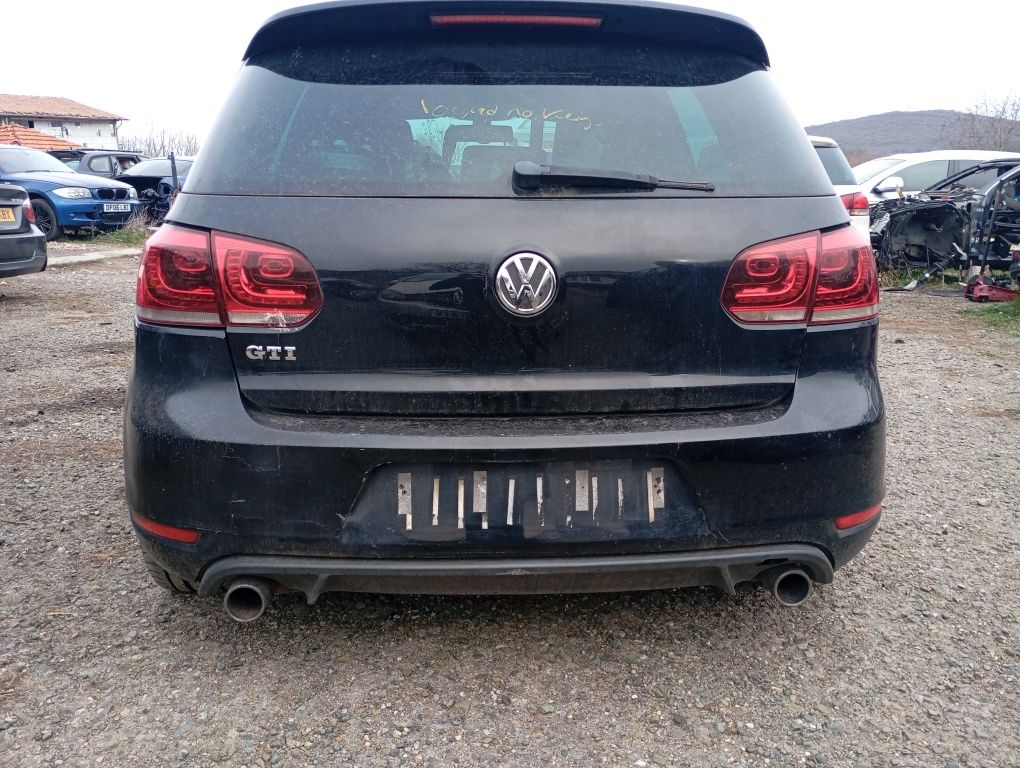 Фолксваген Голф 6 GTI 2.0 TFSI  автомат дсг 2011год