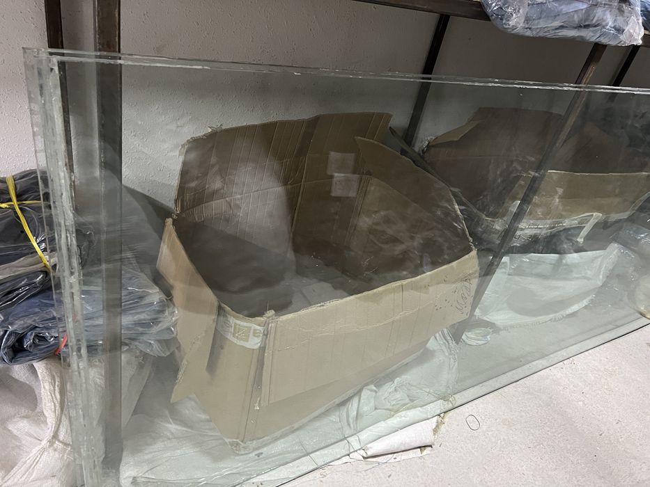 Закаленное стекло для магазинов