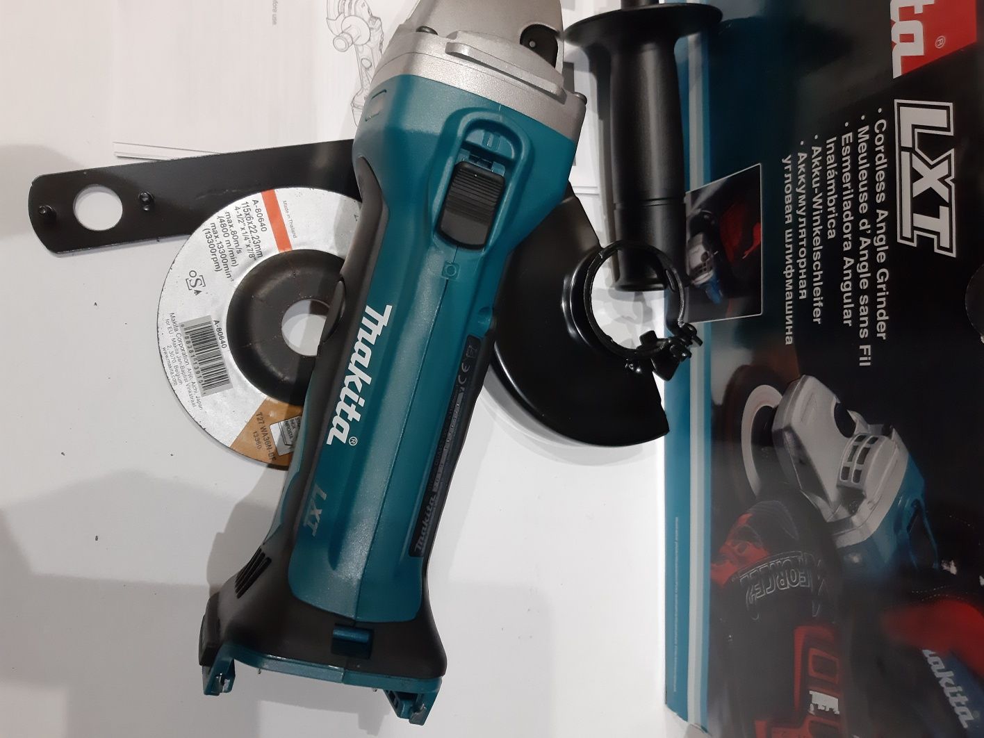 Ъглошлайф Makita DGA452/18V