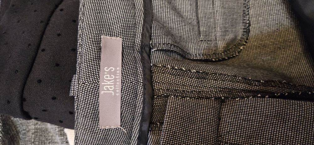 Pantaloni dama Jakes