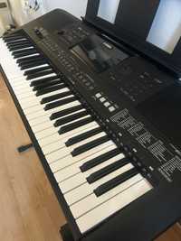 Orga electronica Yamaha PSR-E463