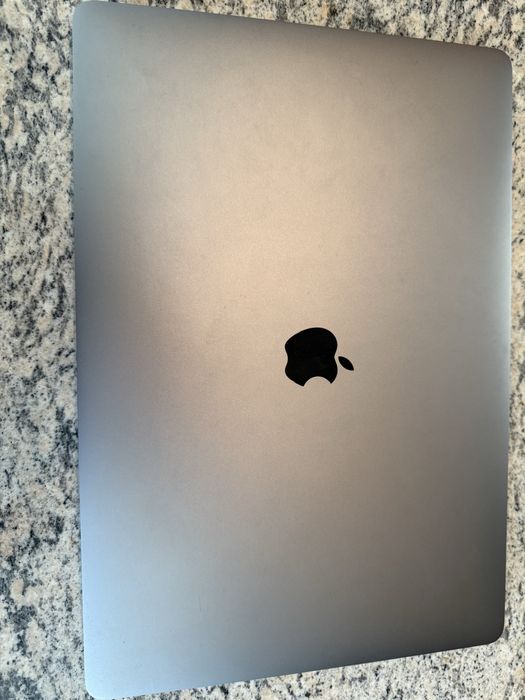 Mac Book Pro 15 2019