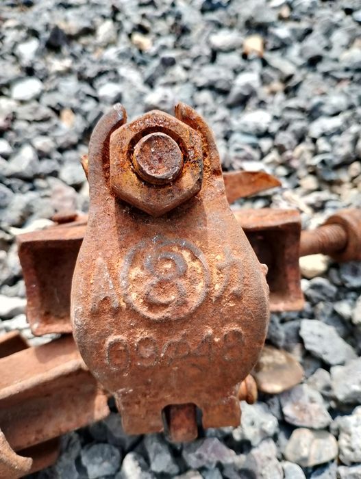 Хомут для строительных трубчатых лесов,