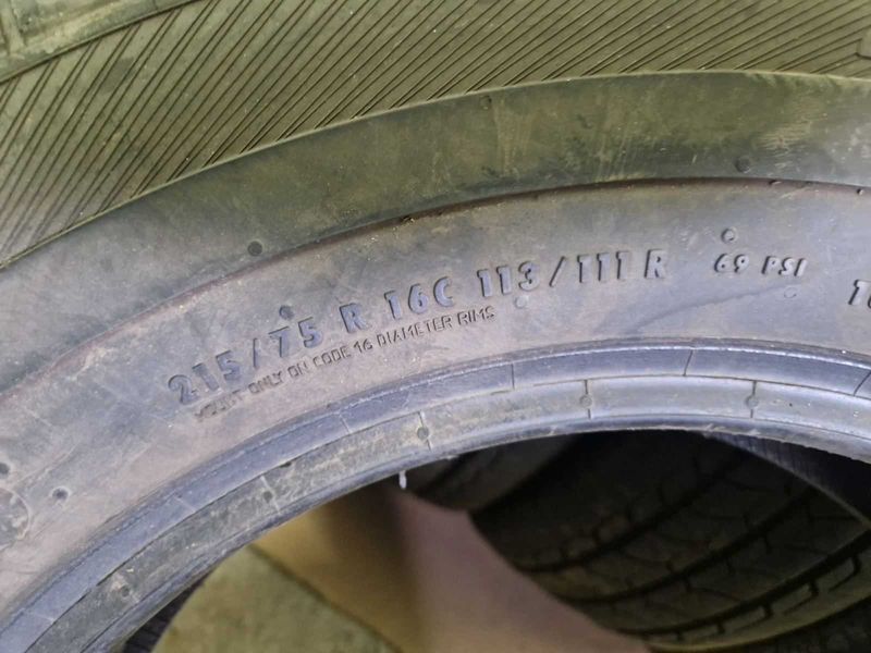 4 anvelope Barum R16C 215/75 vara autobuz DOT0821
