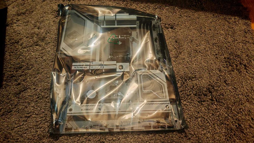 ASRock X870 Steel Legend + AMD Ryzen 7 7800X3D 96MB/120W/AM5
