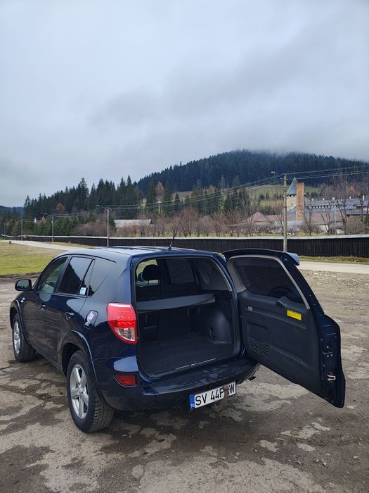 De vânzare:  Toyota RAV4 D-CAT