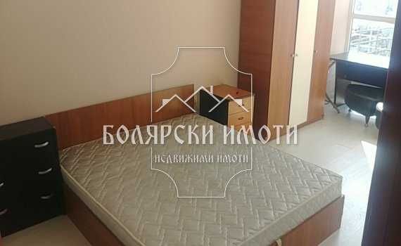 Продава се Тристаен апартамент в Велико Търново, Колю Фичето - 210 кв.м за 710 €/кв.м - Снимка #8