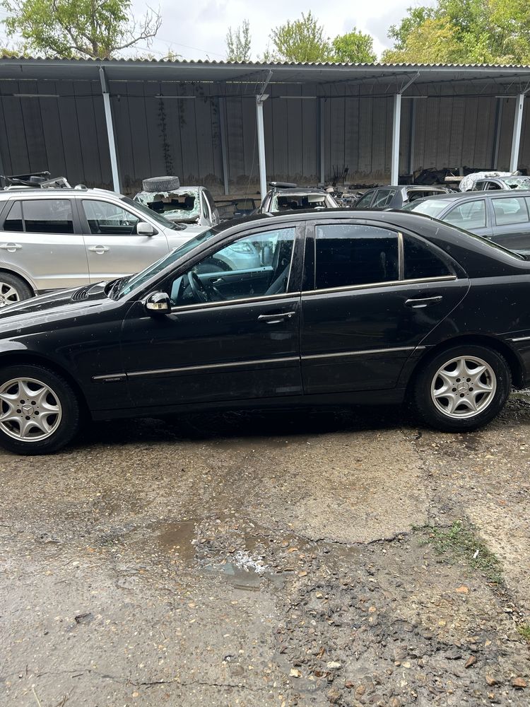 Мерцедес 220 cdi 2000г НА ЧАСТИ