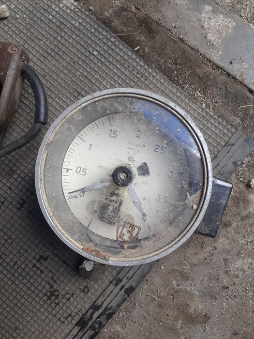 Продам манометры СССР
